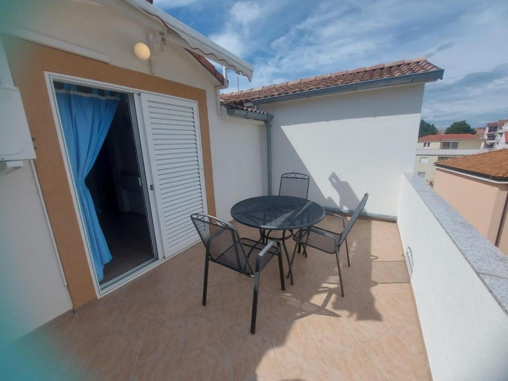 Apartments With A Parking Space Pakostane, Biograd - 22375 Exteriör bild