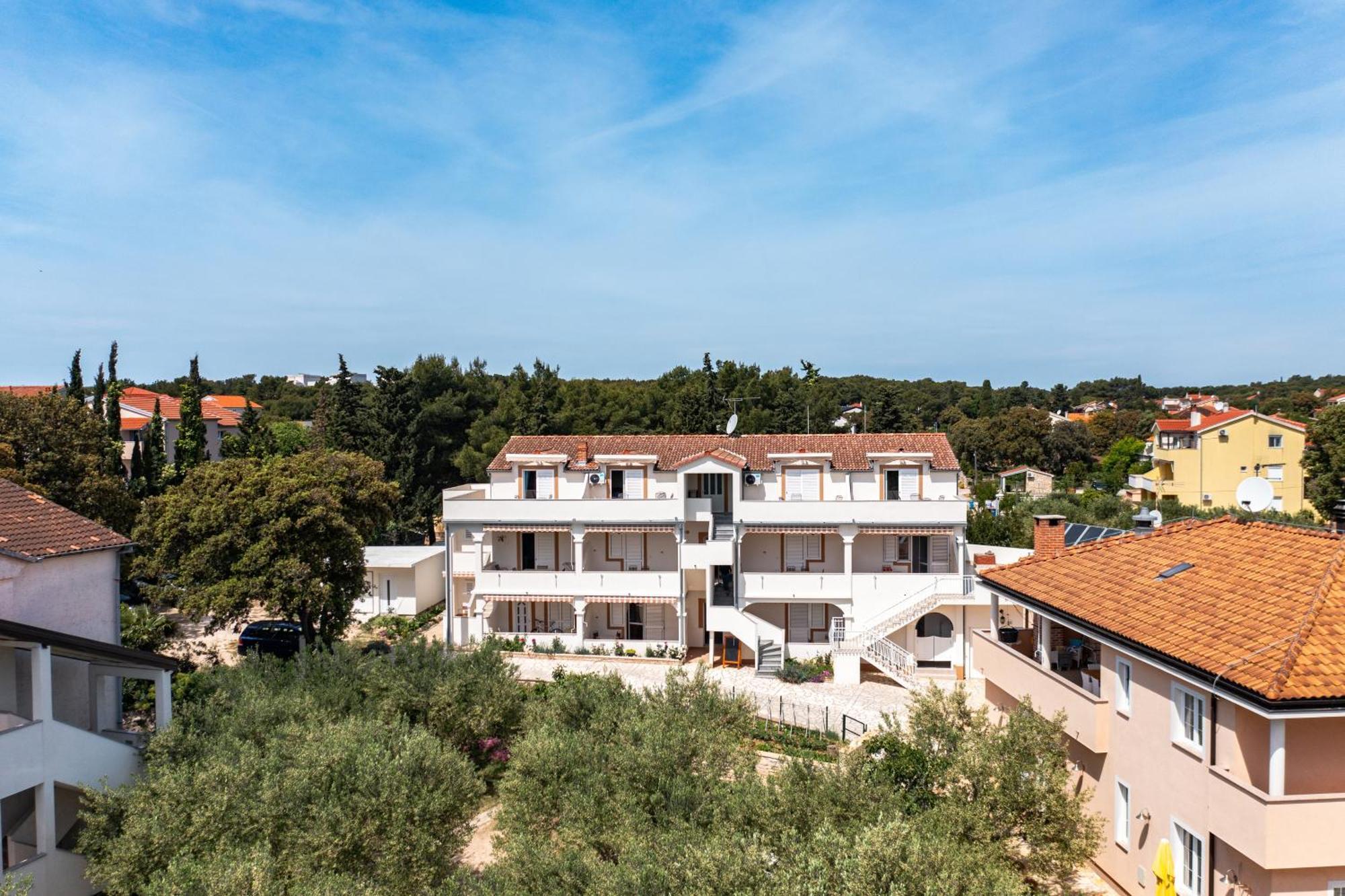 Apartments With A Parking Space Pakostane, Biograd - 22375 Exteriör bild